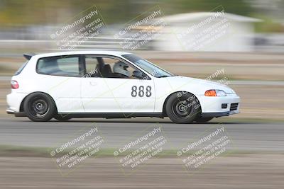 media/Nov-02-2025-Lotus Club of SoCal (Sun) [[dc384ab7f7]]/Novice Group/Sunrise/